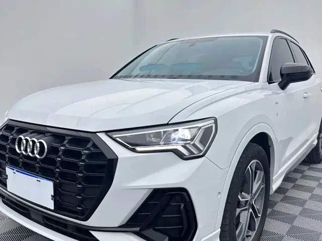 Audi Q3 — Фото автомобиля 7