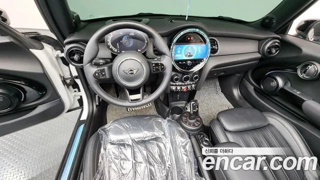Mini Cooper Convertible — Фото автомобиля 7