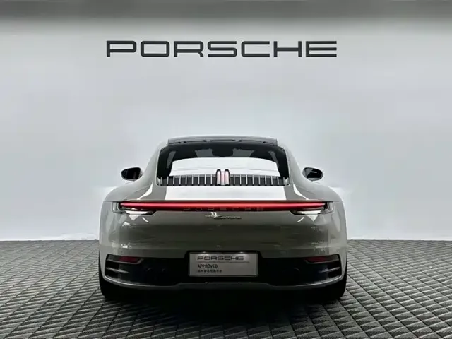 Porsche 911 — Фото автомобиля 5