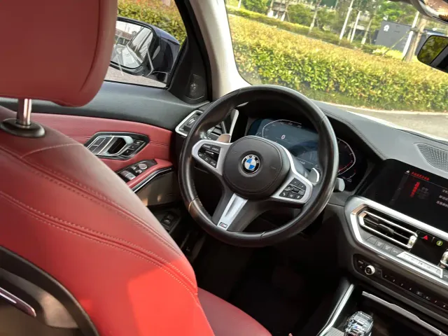 BMW 3 Series — Фото автомобиля 11