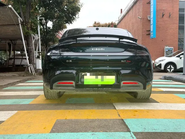 Xiaomi SU7 — Фото автомобиля 7