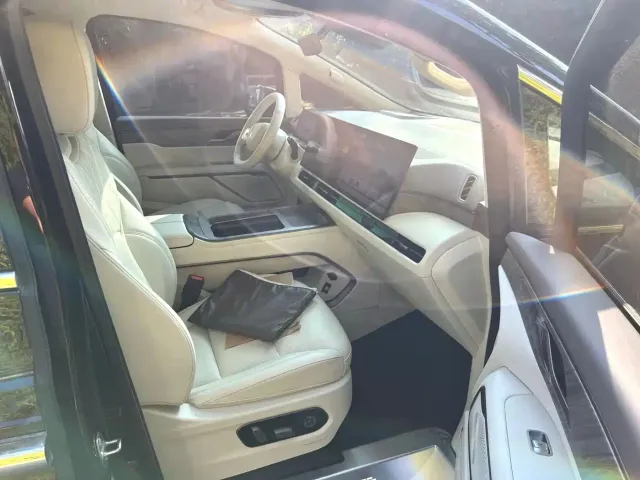 Wey Alpine — Фото автомобиля 3