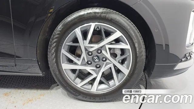 Hyundai Grandeur GN7 — Фото автомобиля 6
