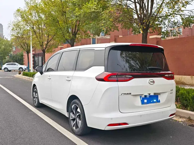 GAC Trumpchi M6 — Фото автомобиля 9