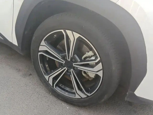 Geely Galaxy L7 — Фото автомобиля 8