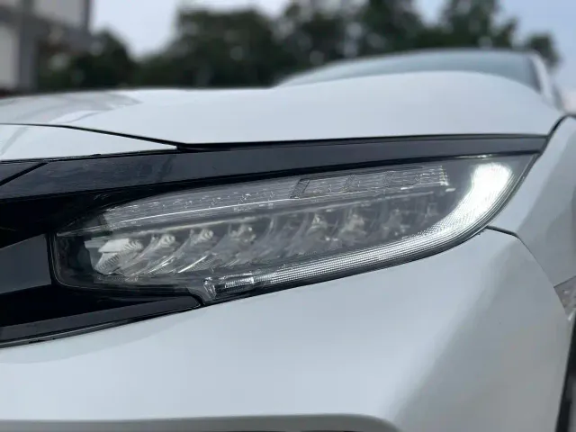 Honda Civic — Фото автомобиля 17