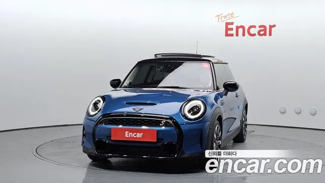 Mini Cooper — Фото автомобиля 3