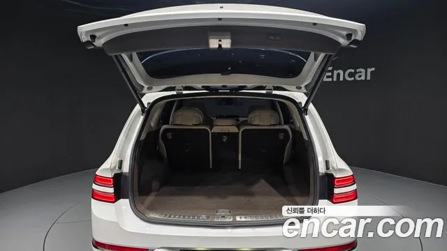 Genesis GV80 — Фото автомобиля 25