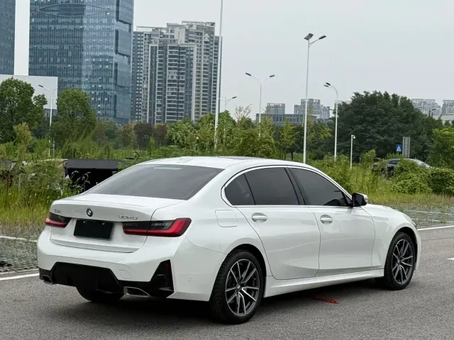 BMW 3 Series — Фото автомобиля 7