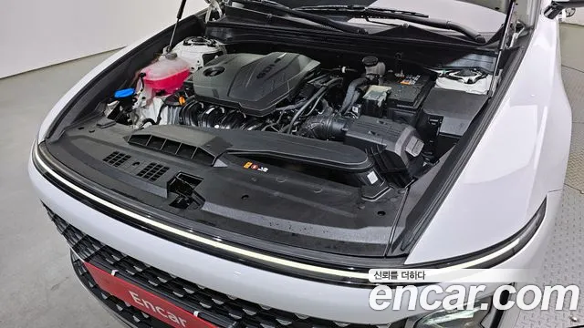 Hyundai Grandeur Grandeur (GN7) 2.5 Бензин 2WD — Фото автомобиля 6