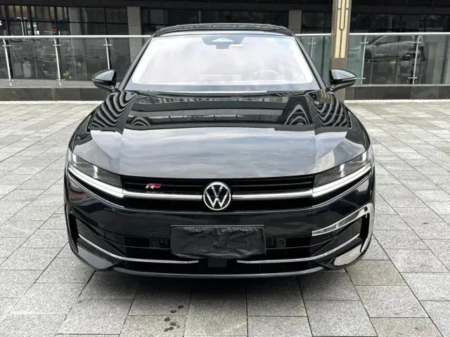 Volkswagen Magotan — Фото автомобиля 2