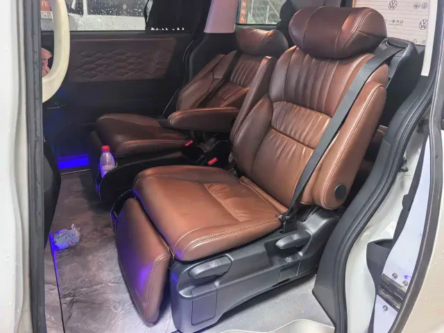 Honda Odyssey — Фото автомобиля 8