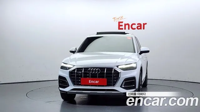 Audi Q5 45 TFSI quattro — Фото автомобиля 3
