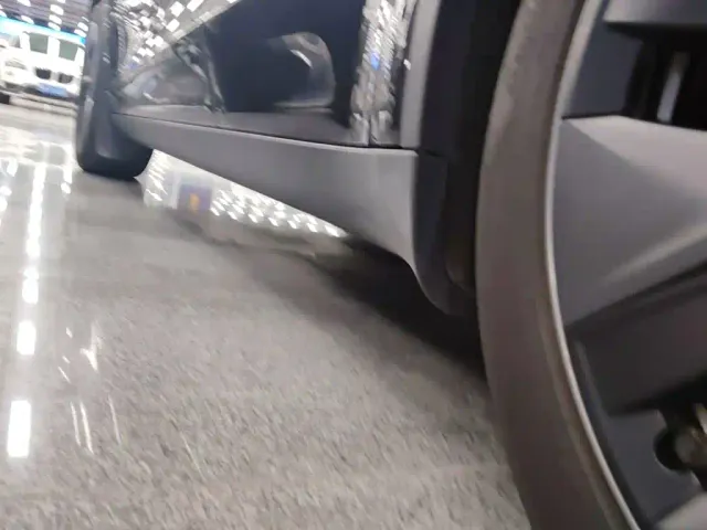 Tesla Model Y — Фото автомобиля 21