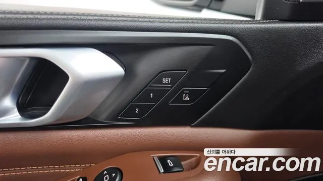 BMW X5 xDrive 40i M Sport — Фото автомобиля 30