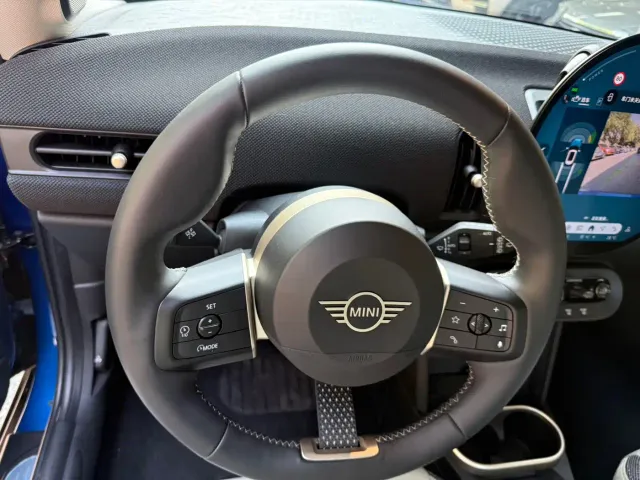 MINI Hatch — Фото автомобиля 12