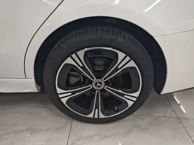 Mercedes-Benz C-Class — Фото автомобиля 7