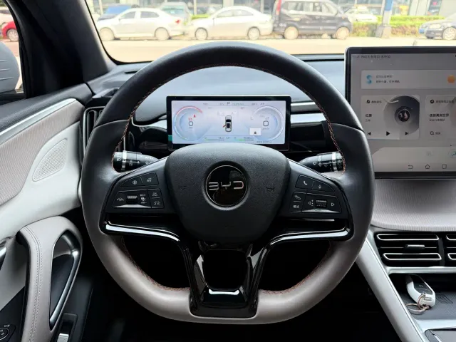 BYD Song Pro — Фото автомобиля 12
