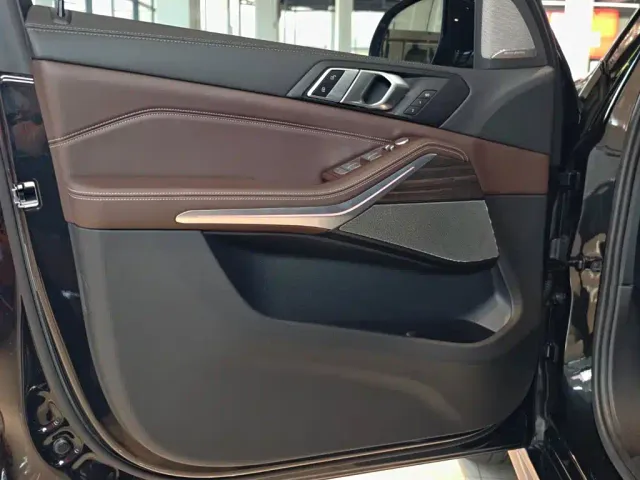 BMW X5 — Фото автомобиля 18