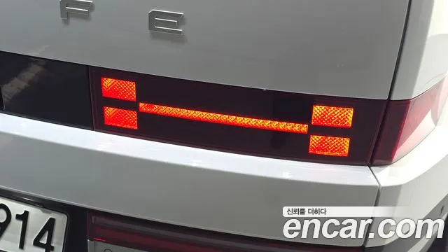 Hyundai Santa Fe MX5 — Фото автомобиля 8