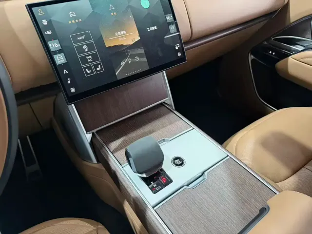 Land Rover Range Rover — Фото автомобиля 17