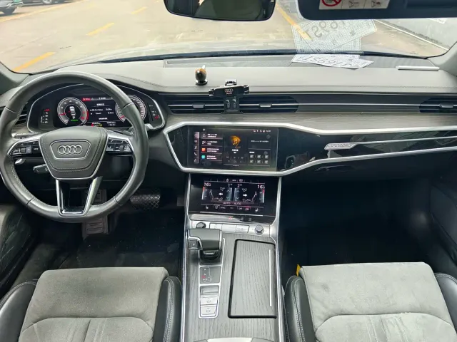 Audi A6L — Фото автомобиля 7