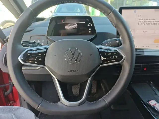 Volkswagen ID.3 — Фото автомобиля 10