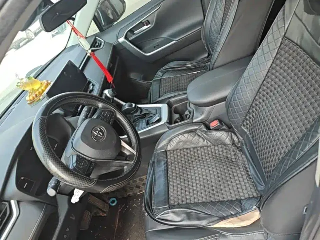 Toyota Wildlander — Фото автомобиля 14