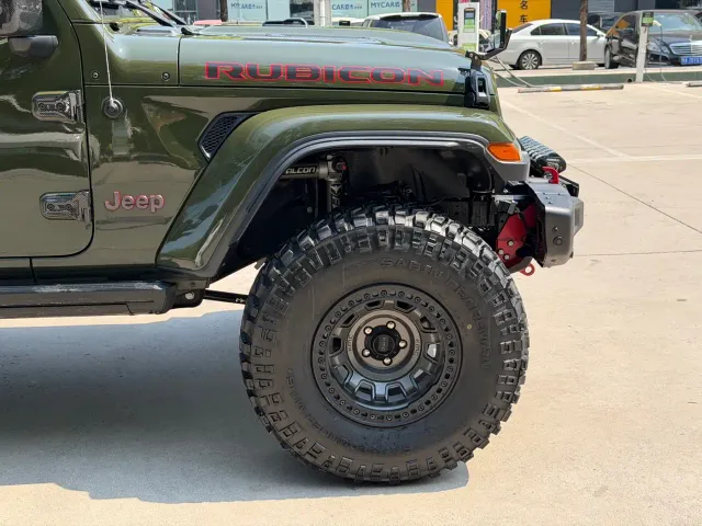 Jeep Wrangler — Фото автомобиля 10