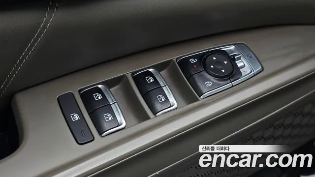 Kia Carnival Generation 4 — Фото автомобиля 29