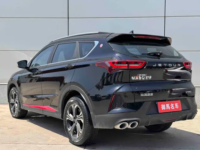 Jetour X70 — Фото автомобиля 4