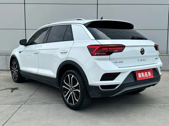 Volkswagen T-Roc — Фото автомобиля 15