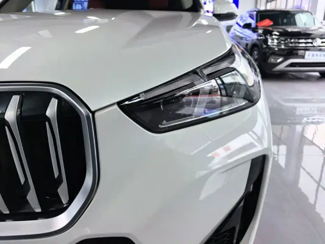 BMW X1 — Фото автомобиля 23