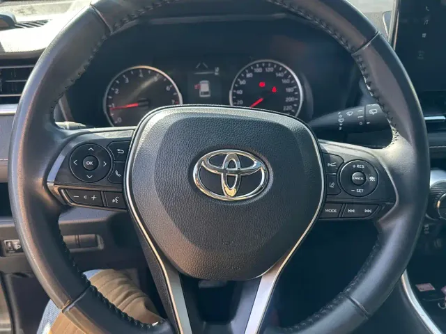 Toyota Wildlander — Фото автомобиля 10