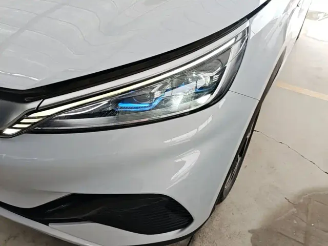 BYD Yuan PLUS — Фото автомобиля 23