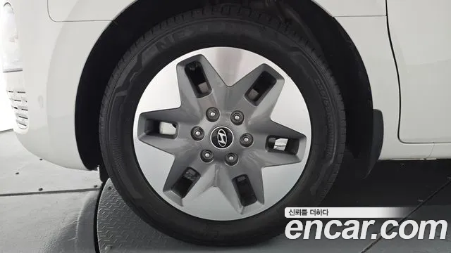 Hyundai Staria Staria Tourer 11 мест — Фото автомобиля 4