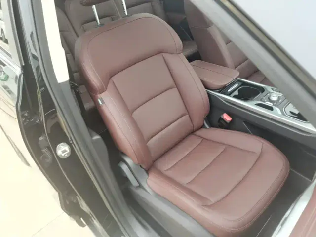 Geely Haoyue — Фото автомобиля 24