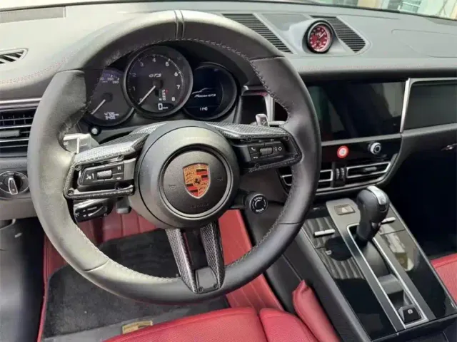 Porsche Macan — Фото автомобиля 4