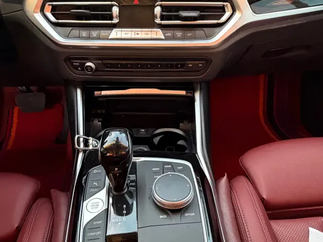 BMW 3 Series — Фото автомобиля 9