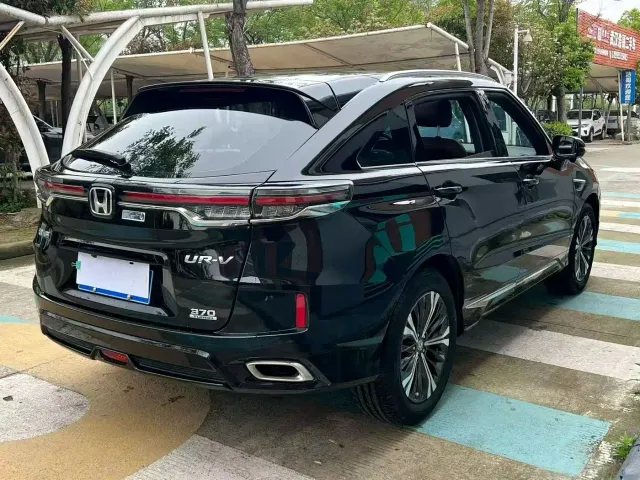 Honda UR-V — Фото автомобиля 9