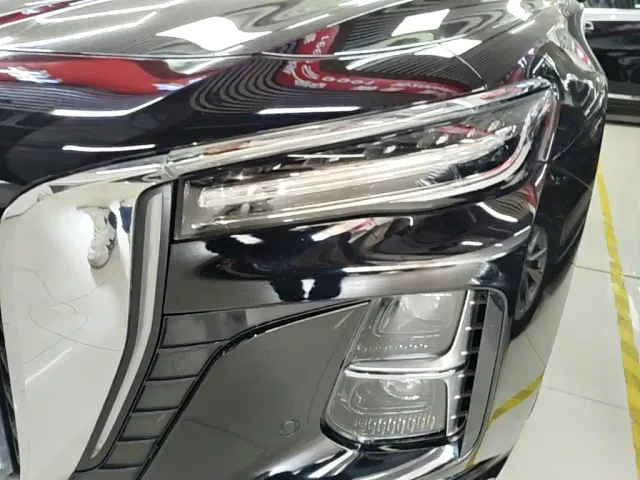 Hongqi H5 — Фото автомобиля 23