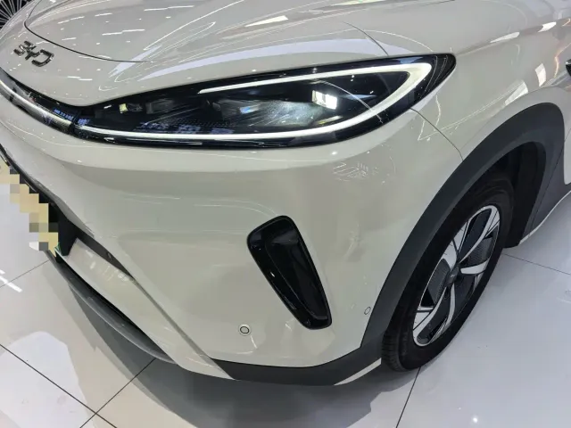 BYD Sealion 05 EV — Фото автомобиля 4