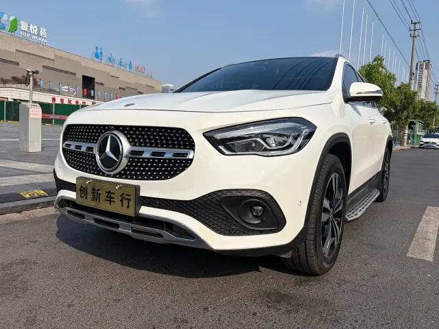 Mercedes-Benz GLA-Class — Фото автомобиля 2