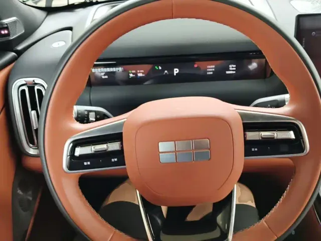 Geely Galaxy M9 — Фото автомобиля 10