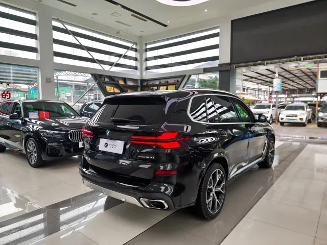 BMW X5 — Фото автомобиля 6
