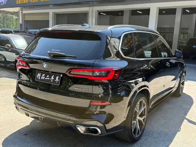 BMW X5 — Фото автомобиля 19