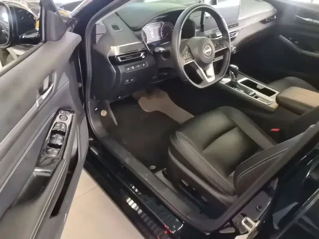 Nissan Teana — Фото автомобиля 15