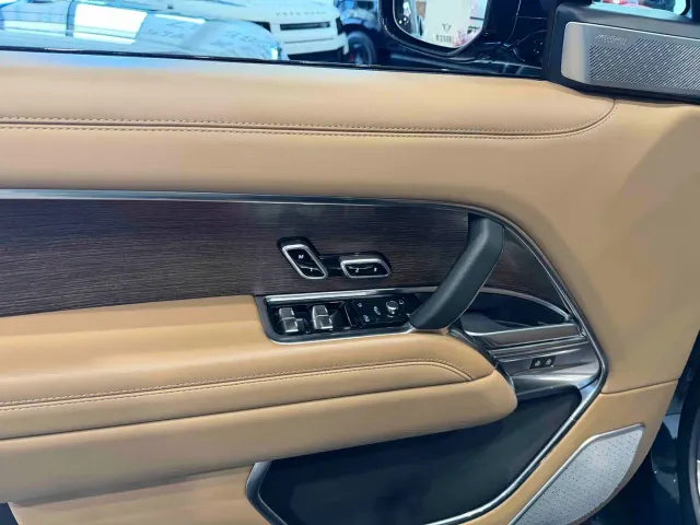 Land Rover Range Rover — Фото автомобиля 5
