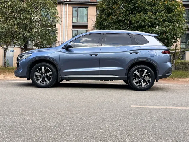 BYD Song Pro — Фото автомобиля 11