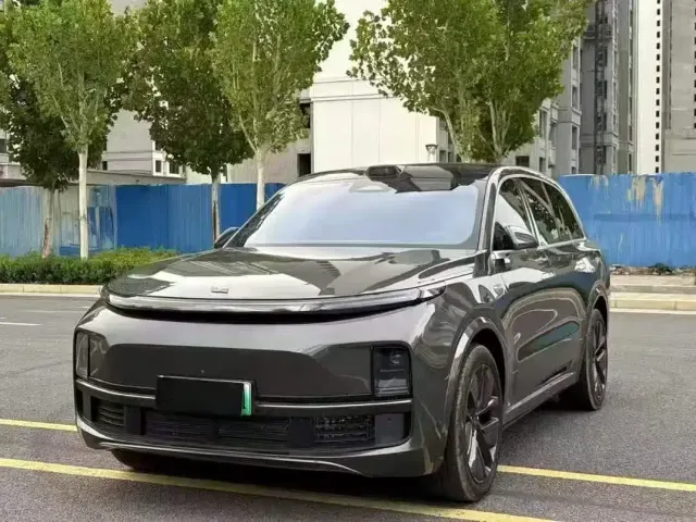 Фотография автомобиля — Li Auto L8